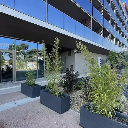 Maougavi T2 Bloom Le Spot *